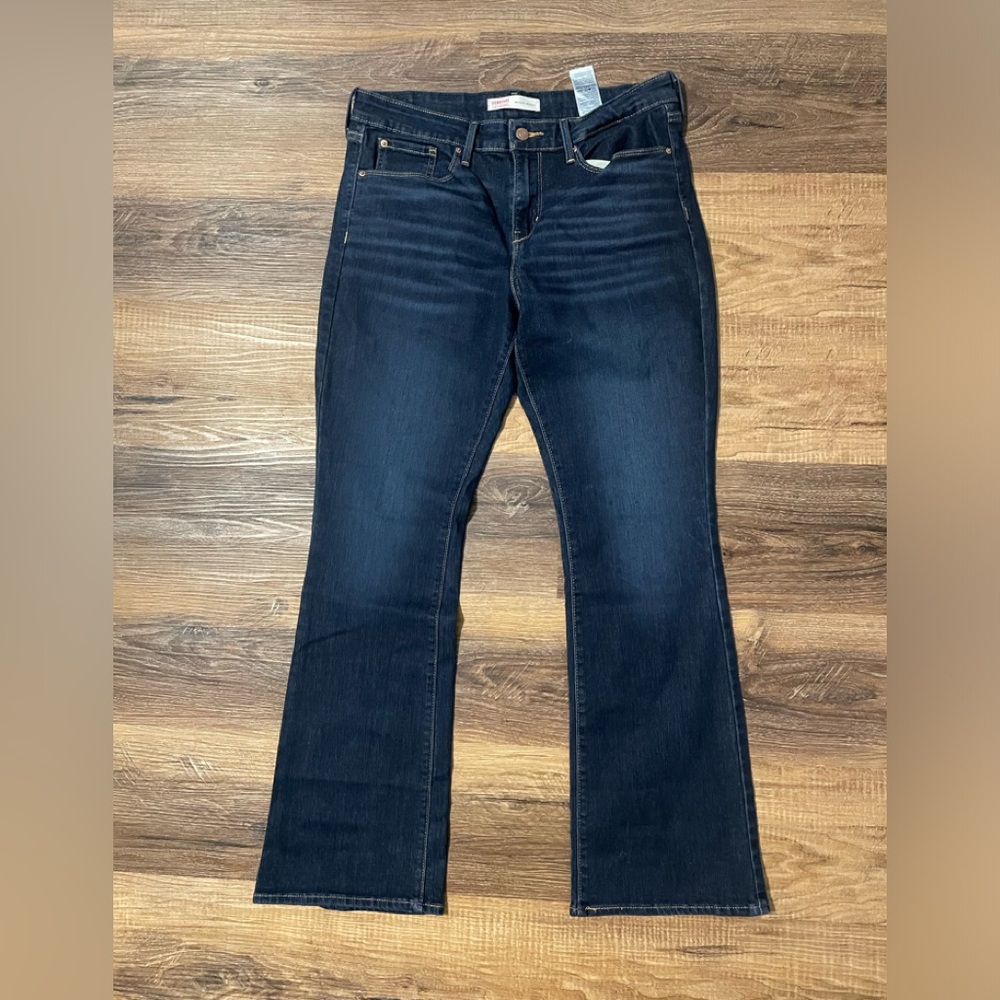 Signature by Levi Strauss Dark Indigo Flare Jeans